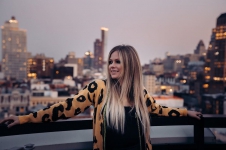 Avril Lavigne kuyou.id