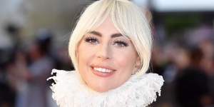 Lady Gaga Umumkan Karantina Diri di Rumah Ditengah Hebohnya Corona