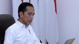 Kabar Duka,  Ibunda Presiden Jokowi Meninggal Dunia