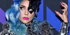 Inspiratif ! Lady Gaga Galang Dana Lewat Acara TV Ini untuk Perangi Wabah Corona