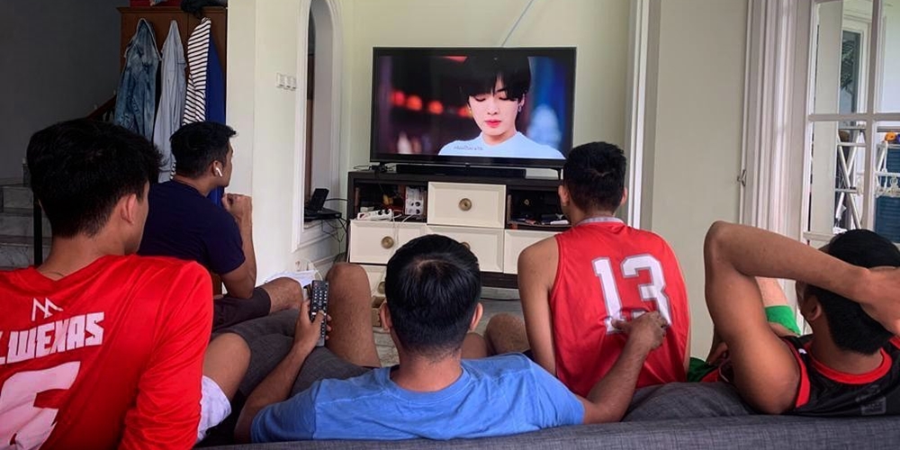Serius Banget, Pemain Basket Ini Ternyata Suka Nobar Drama Korea