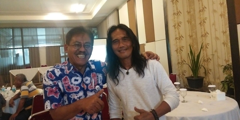 Zam Parlow, Penyanyi Asal Sumatera Barat Ini Terkenal di Malaysia Lho, Di Indonesia Kok Enggak?