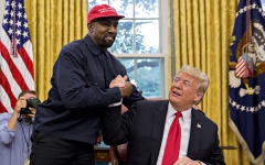 Kanye West Siap Gantikan Posisi Trump Jadi Presiden AS 2024