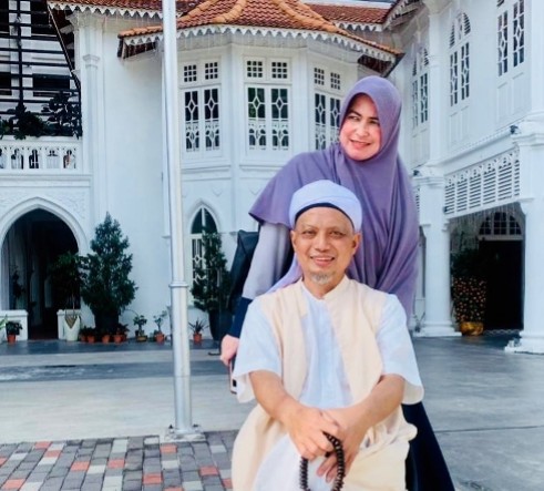 Genap 1 Tahun Ustadz Arifin Ilham Meninggal, Ungkapan Sedih sang Istri Ini Bikin Haru