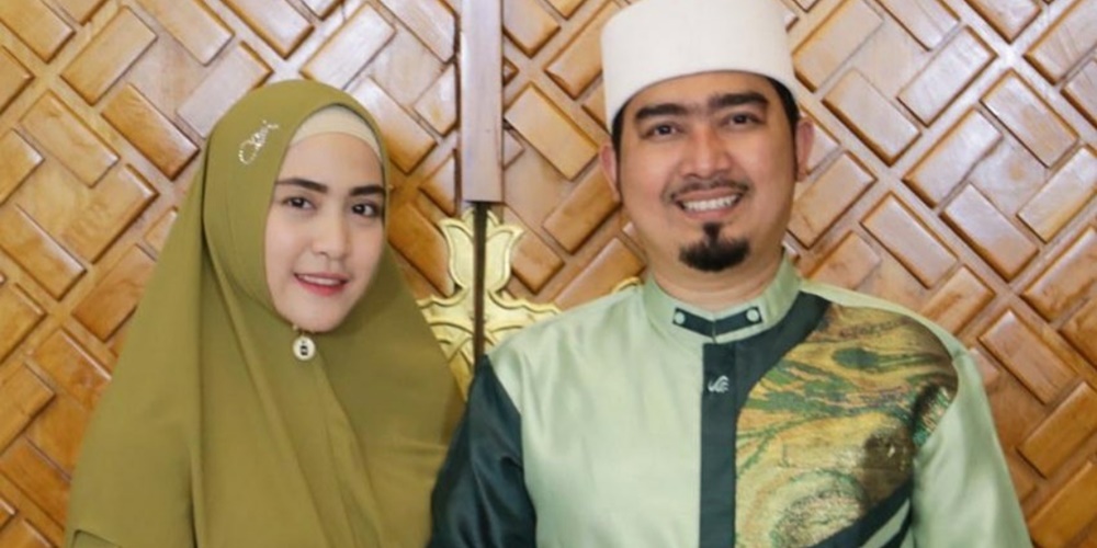 Dikabarkan Sulit Hamil, April Jasmine Minta Ustaz Solmed Nikah Lagi, Hmm...