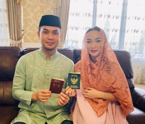 Sah! Zaskia Gotik dan Sirajudin Mahmud Resmi Menikah Secara Negara