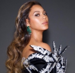 Beyonce Negosiasi Kontrak Senilai Rp 14 Triliun dengan Disney Gaes