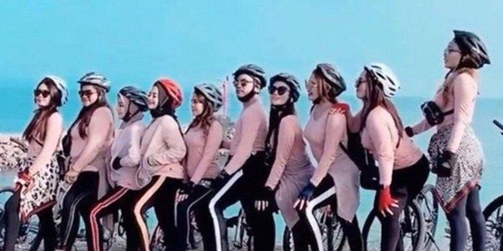 Viral Ibu-ibu Bersepeda dengan Baju Ketat di Aceh, Diamankan Satpol PP Ngaku Khilaf