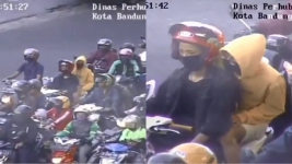 Viral Teguran 'Akang Kendang' Untuk Pengendara Motor di Bandung, Netizen: Gak Ditilang Tapi Malu