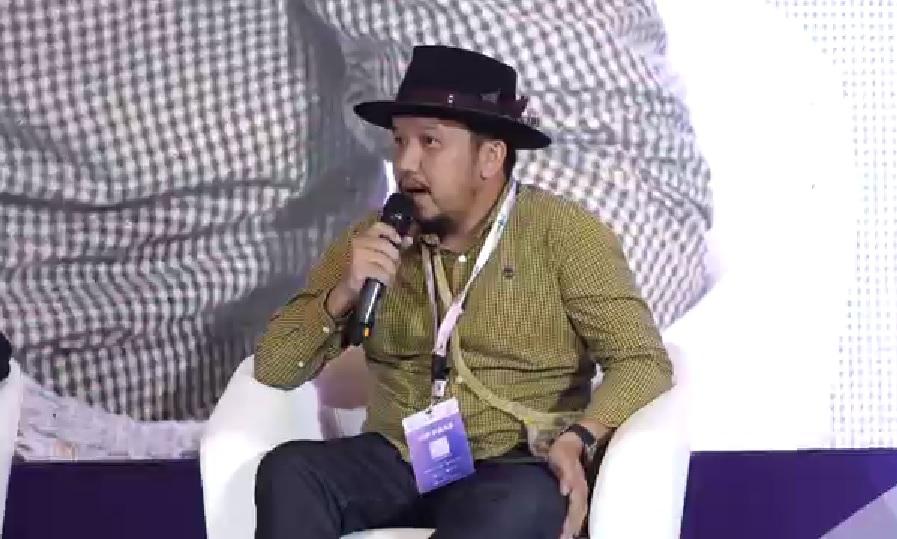 Gibran Rakabuming Borong Produk Lokal di Apkasi Otonomi Expo 2024, Adrian Zakhary Beri Apresiasi