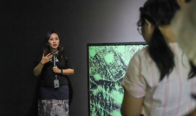 Ignatia Nilu Ajak Pengunjung ARTJOG 2024 Eksplorasi Makna di Balik Karya Seniman