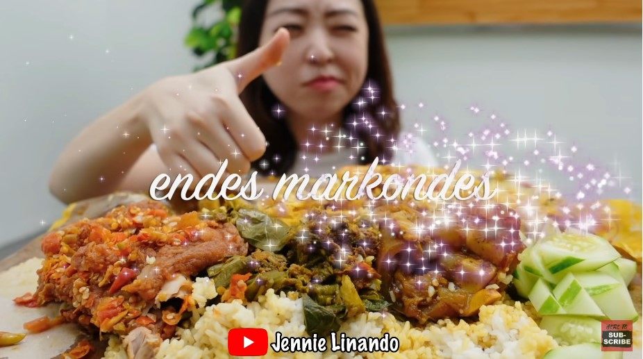 ASMR Mukbang Nasi Padang Ayam Geprek ala Jennie Linando Ini Bikin Bergetar!