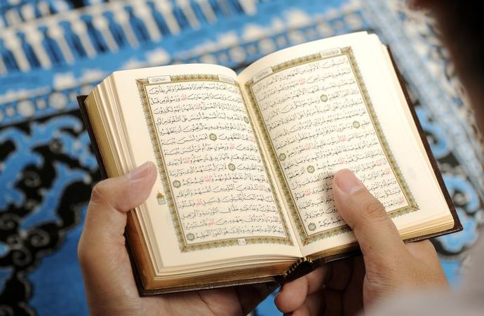Bacaan Surat Al Waqiah, Pembuka Rezeki dan Keutamaan Amalannya