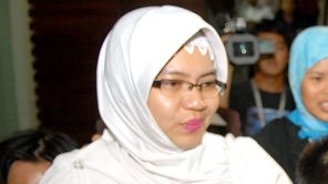 Biodata Ana Noviana, Lengkap Umur dan Agama, Istri Munarman yang Disorot karena Suaminya Ditangkap Densus 88