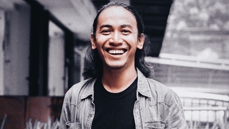 Biodata Jombang Santani Khairen Lengkap Umur dan Agama, Penulis yang Ramal Nusantara Jadi Ibu Kota Indonesia