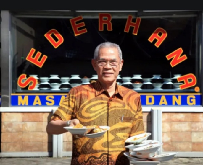 Haji Bustamam Io, Pendiri Rumah Makan Padang SEDERHANA yang Mungkin Kamu Enggak Tahu Gaes