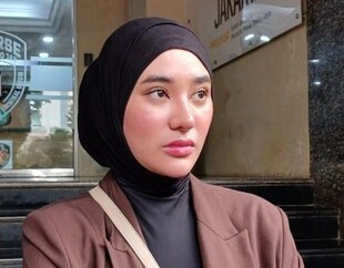 Clara Shinta Serahkan Bukti Tambahan dalam Kasus Dugaan Pencemaran Nama Baik Mantan Suami