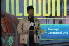 Orasi Dr. Arief Rosyid Bakar Semangat Anak Muda di 'Pidato Kebudayaan'