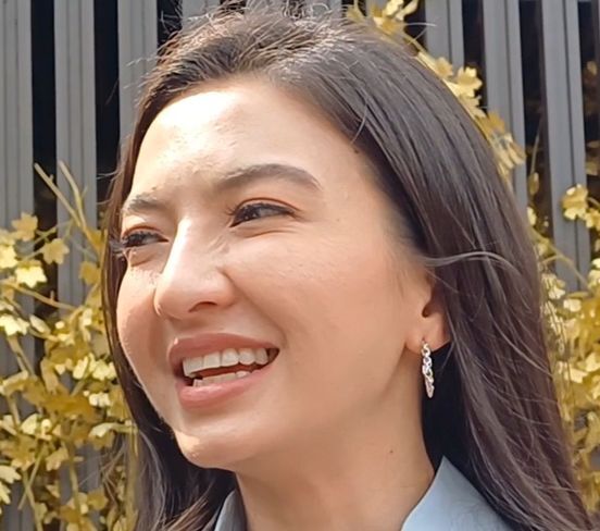 Raline Shah Mundur dari Stafsus Menkomdigi, Ini Alasan di Balik Keputusannya