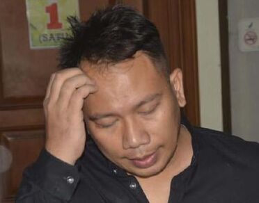 Dede Sunandar Tak Sadarkan Diri Usai Kena Pukulan Vicky Prasetyo di Ring Tinju