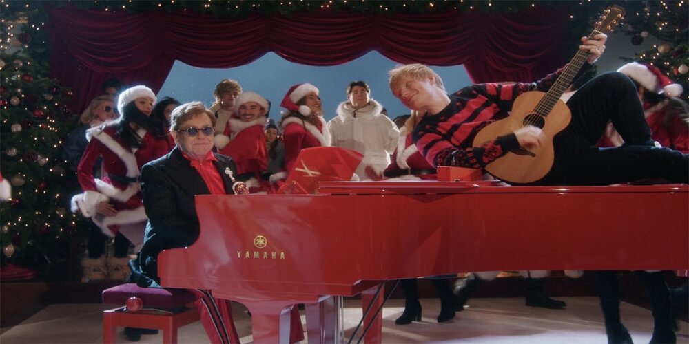 Download Lagu MP3 Ed Sheeran & Elton John - Merry Christmas Lengkap Lirik dan Terjemahan Indonesia