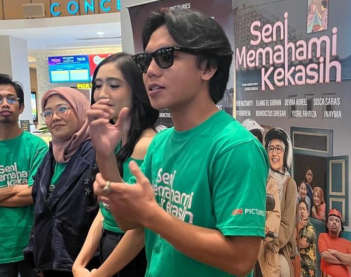 Main di Film 'Seni Memahami Kekasih', Elang El Gibran Akui Takut Berakting Komedi