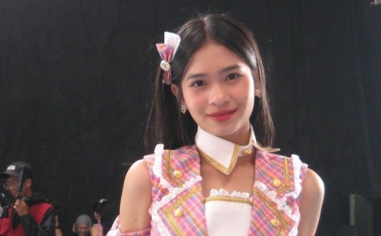 Biodata dan Profil Flora JKT48: Umur, Agama dan Karier, Dikabarkan Berpacaran dengan Kakak Zee eks JKT48