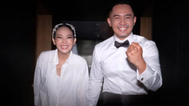 Tanpa Wedding Organizer, Yama Carlos dan Carina Ivola Gelar Pernikahan Penuh Makna