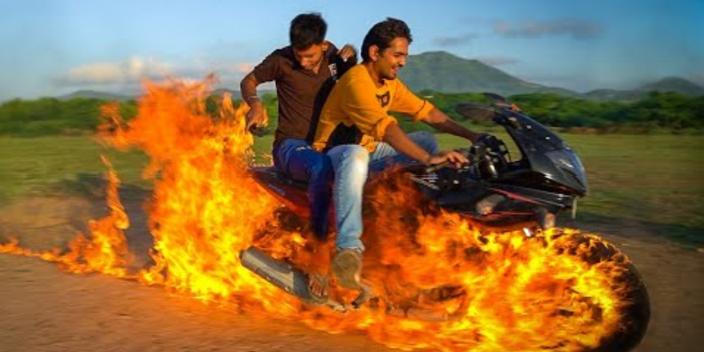 Ghost Rider Beneran Nyata! Warga India Bakar Ban Motor dan Ngebut
