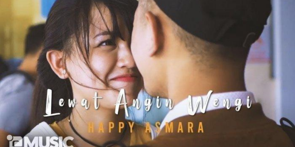 Download MP3 Happy Asmara - Lewat Angin Wengi, Ada Video Klip dan Liriknya Nih Gaes