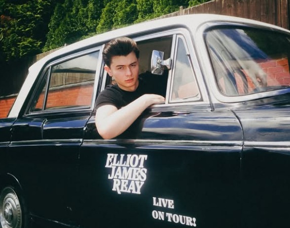 Profil Lengkap Bintang Retro Modern Elliot James Reay, Tampil Perdana di Indonesia 27 Juli