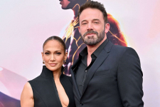 Jennifer Lopez Resmi Gugat Cerai Ben Affleck