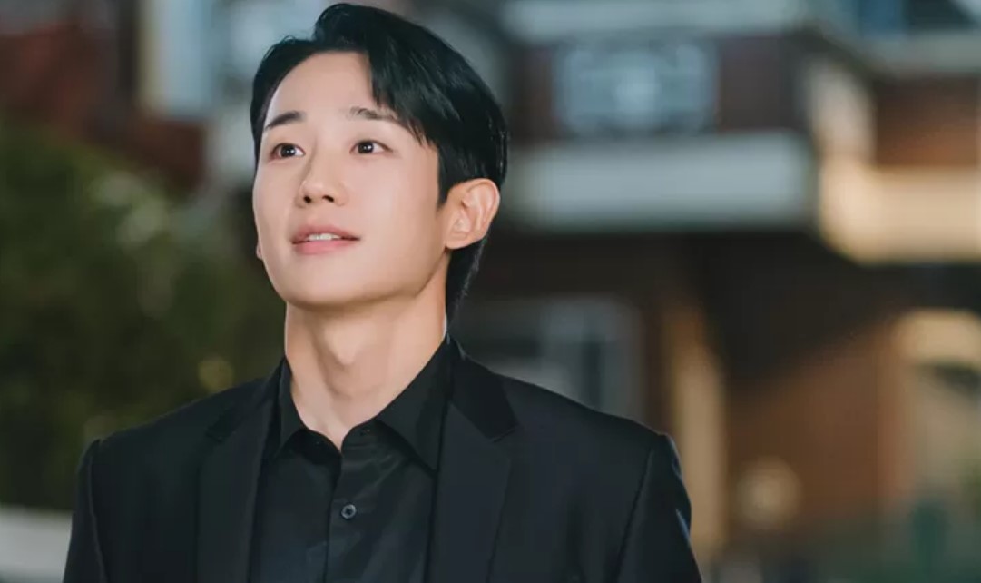 Spesial! Jung Hae In akan Isi OST Terakhir Drama 'Love Next Door'