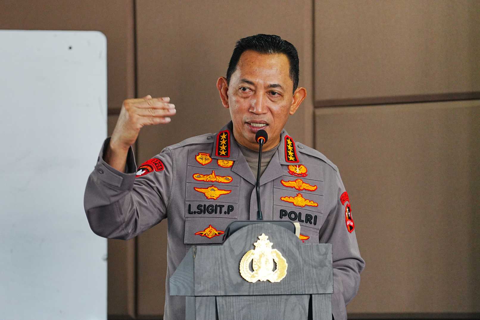 Kapolri Sigit: Hotspot Karhutla di Kalbar Menurun Berkat Sinergi Lintas Sektor