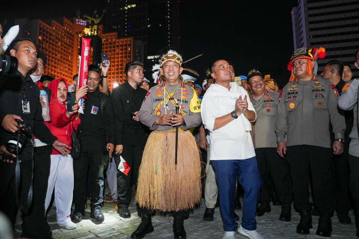 Kapolri dan Mensesneg Hadiri Semarak Panggung Rakyat HUT RI ke-80 di Bundaran HI