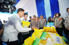 Polri Gelar Gerakan Pangan Murah Serentak, Salurkan 93 Ribu Ton Beras SPHP di Indonesia