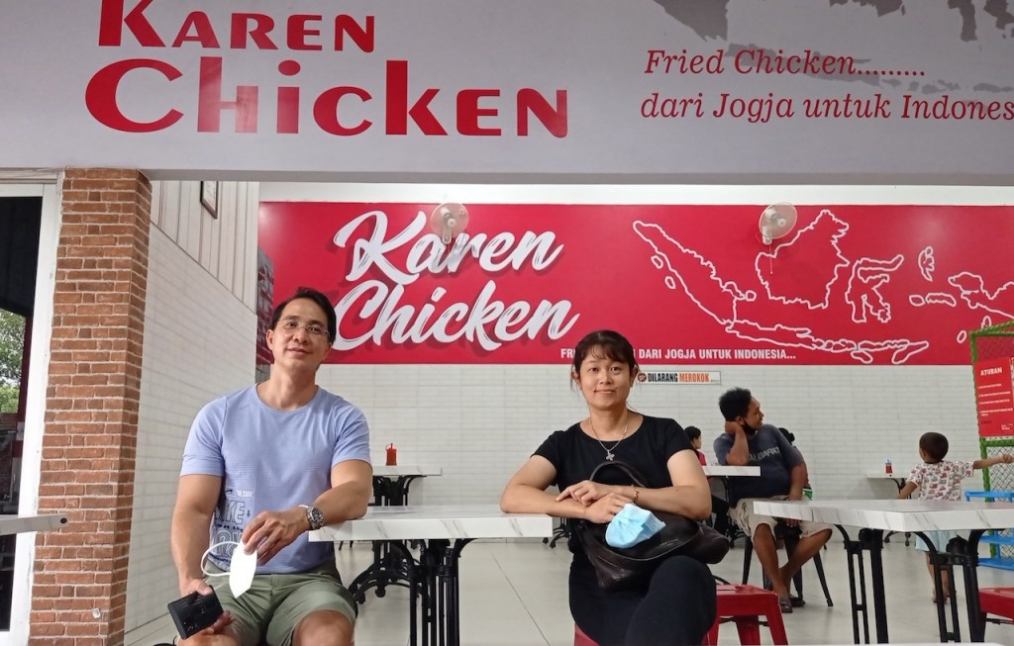 Kisah Olive Fried Chicken dan Sang Pemilik Kunardi Sastrawijaya dan Aurora Sastra Rahayu, Mahasiswa di Jogja-Solo Pasti Relate~