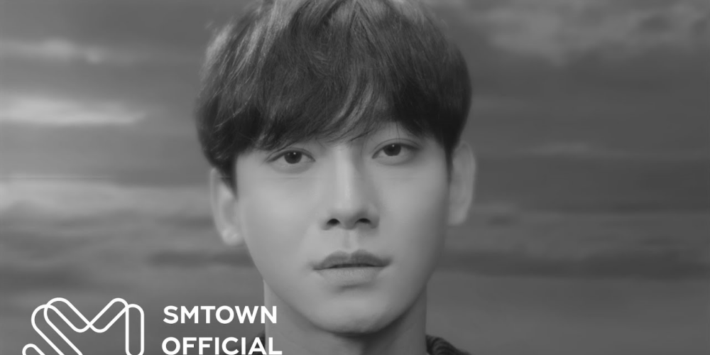 Lirik Lagu Lengkap CHEN EXO - Hello, Ada Terjemahan Bahasa Indonesia Gaes