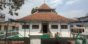 Sejarah Masjid Angke, Tertua di Jakarta yang Terletak di Dalam Gang