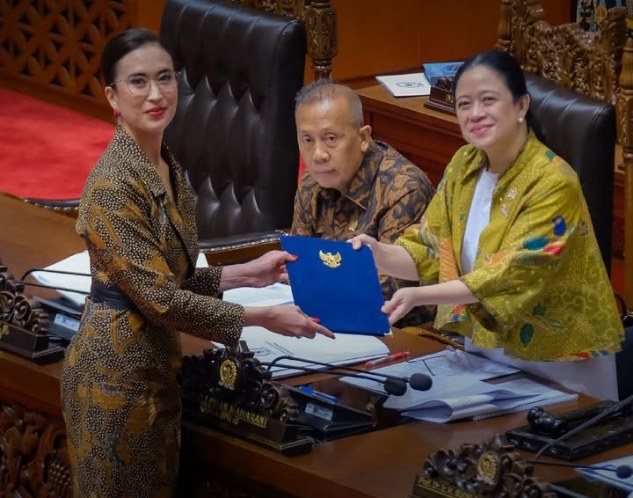 DPR RI Sahkan UU Kepariwisataan: Menteri Widi Sebut Era Baru Pariwisata Dimulai