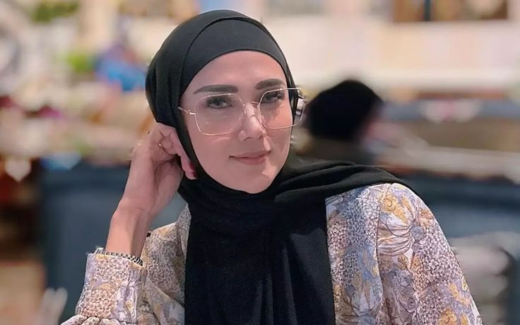 Ramai Nama Mulan Jameela di Undangan Nikah Al Ghazali, Netizen Terbelah