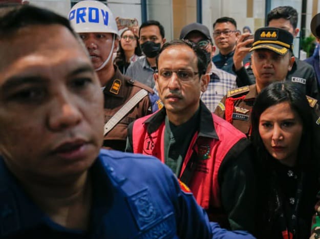 Jadi Tersangka Korupsi Chromebook, Nadiem Makarim Titip Pesan Haru untuk Keluarga