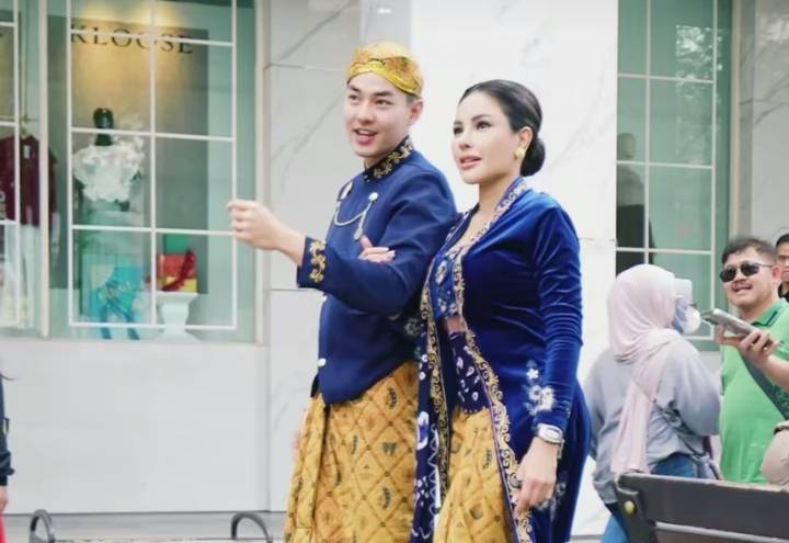 Pacaran Dengan Brondong, Nikita Mirzani Ngaku Belum Jatuh Cinta