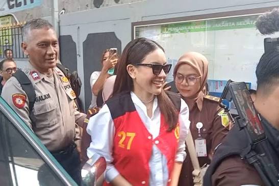 Gugatan Nikita Mirzani Ditolak, Dokter Reza Gladys Menang di Pengadilan