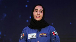 NASA Kembangkan Hijab Khusus Astronot Muslimah