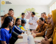 Kepala PCO RI Hasan Nasbi Tinjau Kick Off Cek Kesehatan Gratis di Tangsel