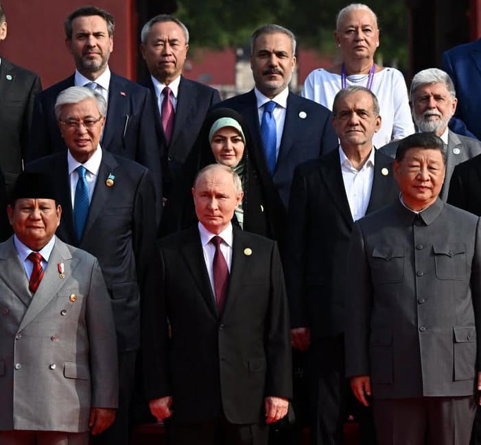 Prabowo Hadiri Parade Militer di Beijing, Berdiri Sejajar dengan Xi Jinping dan Putin