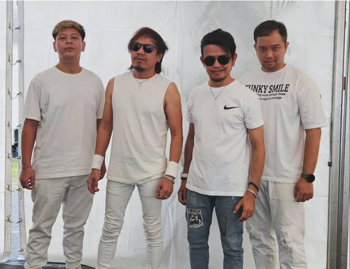 Band Legendaris Radja Bawa Kejutan