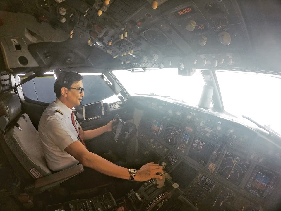 Pilot TikToker Rafi Noor Pernah Kerja di Sriwijaya Air ...
