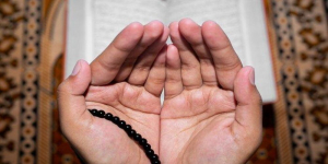 Ini Doa Puasa Ramadan Hari ke 6, Lengkap Bahasa Arab, Latin dan Artinya